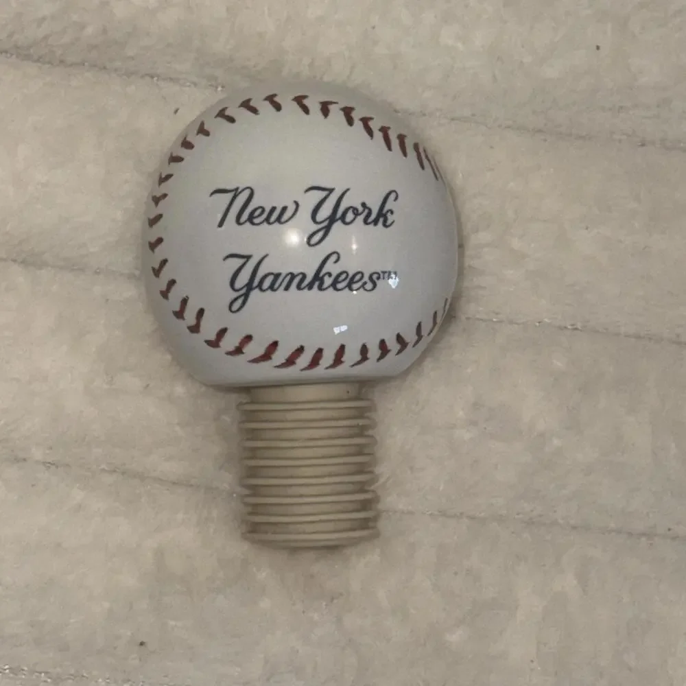 New York‎ Yankees Wine Stopper Baseball MLB Logo